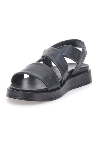 Schwarze Sandalen mit gekreuzten gepolsterten Riemen PITTARELLO FOCUS 28068IN