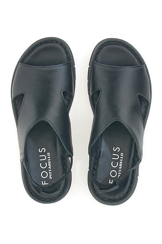 Schwarze Sandalen mit elastischem und gekreuztem Obermaterial aus Leder PITTARELLO FOCUS 3324926