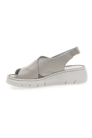 Sandali Nuvola con Tomaia in Pelle e Soletta Morbida PITTARELLO FOCUS 3315579