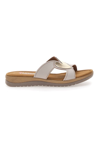 Beige Hausschuhe mit Herzdetail Linea Comoda 7190V