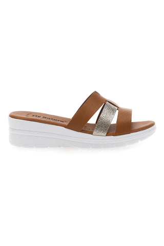 Braune Hausschuhe mit Glitzerband und Keilabsatz Fly Nature 520