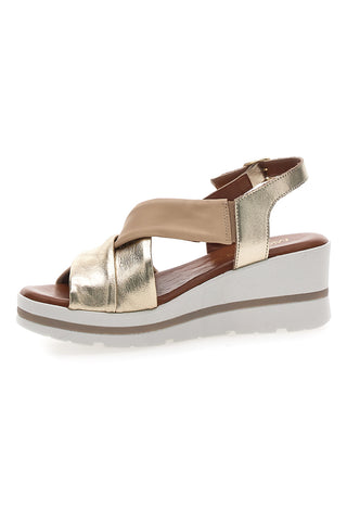 Platin-Sandalen mit Plateau und Obermaterial aus Leder Mio Tempo 269020