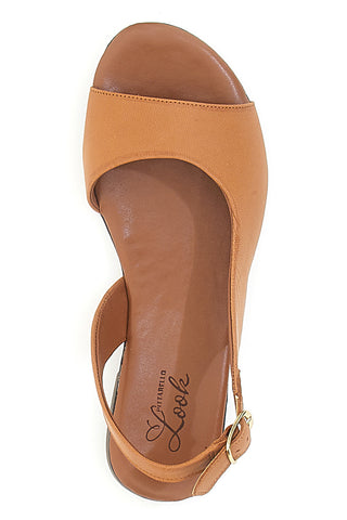 Braune Sandalen mit Obermaterial aus Leder und niedrigem Absatz PITTARELLO LOOK 225110