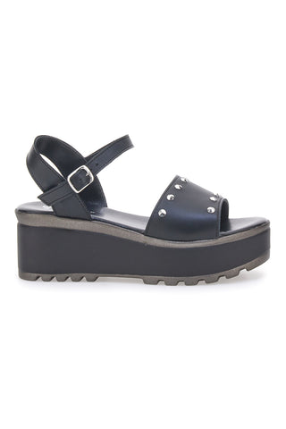 Sandali Neri Con Borchie sulla Tomaia in Pelle PITTARELLO LOVE 3553101