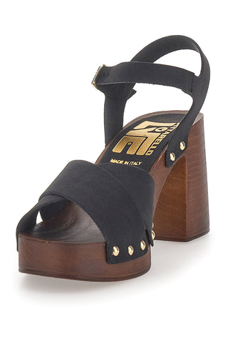 Schwarze Sandalen mit Blockabsatz und Nieten Pittarello Love 9086