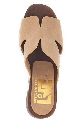 Braune Clogs mit Blockabsatz und Nieten Pittarello Love 9341