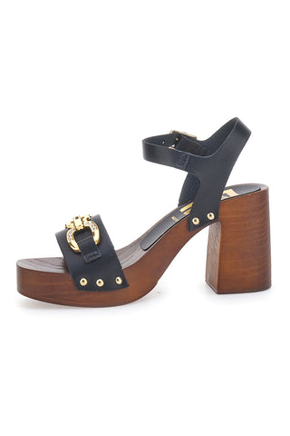 Schwarze Sandalen mit Blockabsatz und Goldkette Pittarello Love 9086