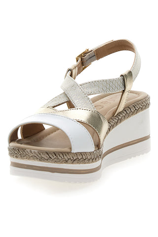 Weiße und beige Sandale mit mittlerem Keilabsatz PITTARELLO LOOK MK3234109