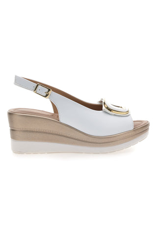 Sandali bianchi con zeppa e maxi fibbia Pittarello Look MK3197352