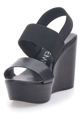 Schwarze Sandalen mit elastischer Rückseite und Plateau MIO TEMPO 3094/J1054