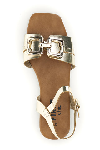 Gold Sandalen mit Hufeisen Die erste PREA3595