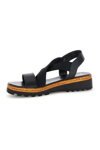 Sandali neri in pelle con fasce incrociate Pittarello 310570811