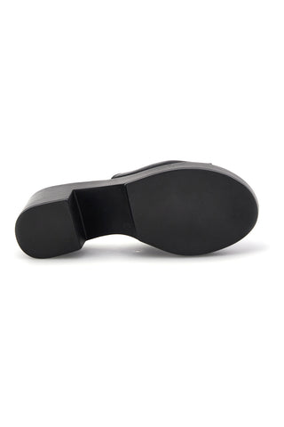Zoccoli neri in pelle con fascia e tacco medio Pittarello 317471082