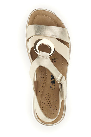 Sandali beige con fascia incrociata e zeppa Energy E443