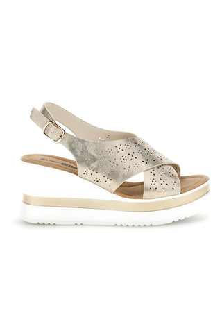 Beige Sandalen mit gekreuzten Riemen und weichem Memory Energy E489