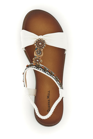 Weiße Sandalen mit Schmucksteinverzierung und elastischem Riemen Quanna mel 560319
