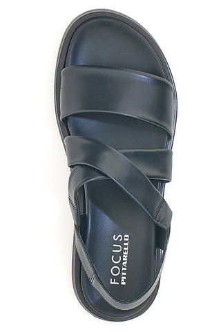 Schwarze Sandalen mit gekreuzten Riemen Pittarello Focus 28068IN