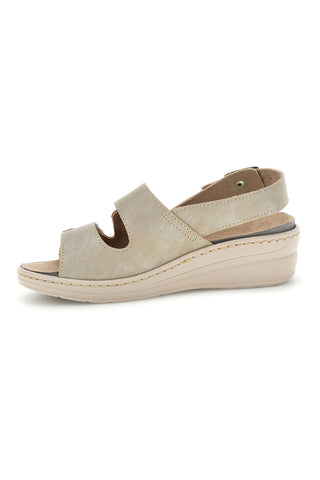 Beige Sandalen mit verstellbaren Riemen und herausnehmbarer Innensohle Prima riga 0183