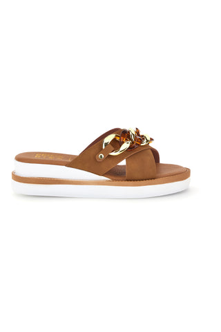 Brauner Slipper mit Zierkette Prima riga M205