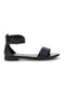 Schwarze Sandalen mit Band und Riemen Pittarello Look 225495