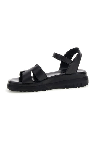 Schwarze Sandalen aus echtem Leder Pittarello 32841926