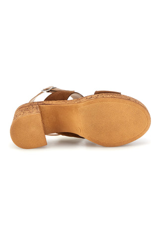 Braune Ledersandalen mit breitem Absatz und Plateau Pittarello 322418379
