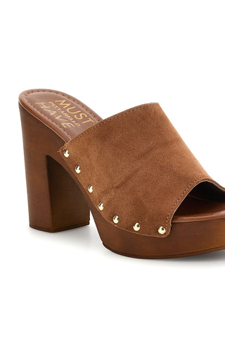 Sandalo marrone con tacco e borchie Pittarello Must Have 11233