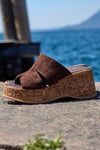 Sandalo marrone in pelle con zeppa Pittarello Must Have 11937