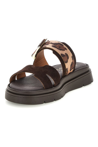 Braune Sandalen mit Tierdetails Pittarello Fokus MK3853361