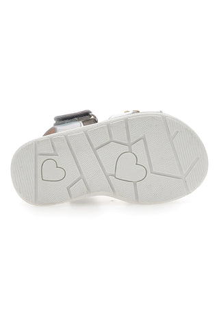 Elegante silberne Sandalen mit kleinen Blumen Pitt Kids 392411