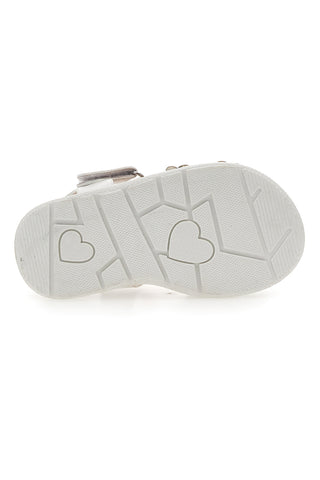 Weiße Sandalen mit Blumenapplikationen Pitt Kids 392413