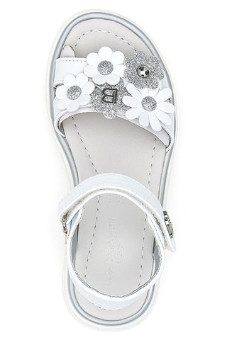 Weiße und silberne Sandalen mit Blumenapplikationen Laura Biagiotti 96109489