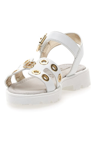Weiße Sandalen mit goldenen Nieten und Juwelenlogo Laura Biagiotti G1728316313