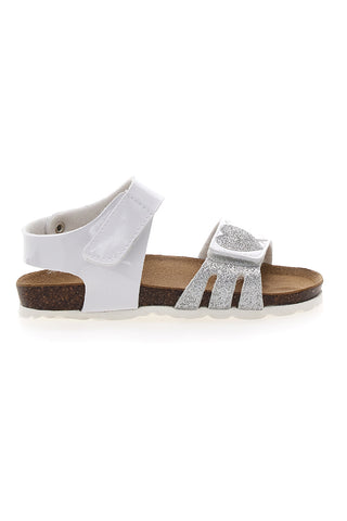 Weiße Sandalen mit silbernen Herzen und Klettverschluss PITT KIDS 45260TWV