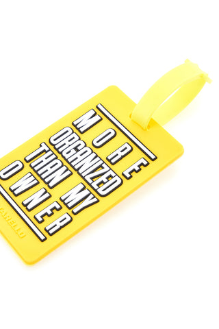 Gelber Kofferanhänger 