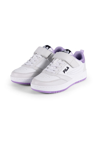 Weiße Turnschuhe mit lila Fila Rega-Klettsohle
