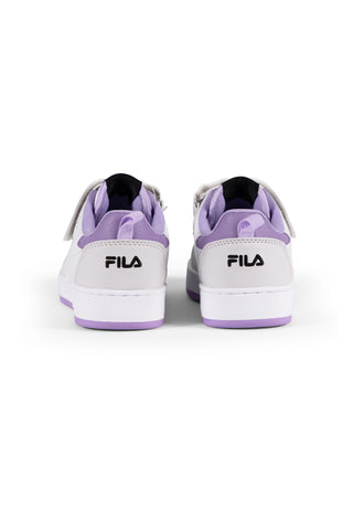 Weiße Turnschuhe mit lila Fila Rega-Klettsohle