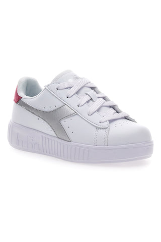 Sneakers Bianche con Logo Argento e Dettaglio Fuxia DIADORA GAME STEP METAL PS