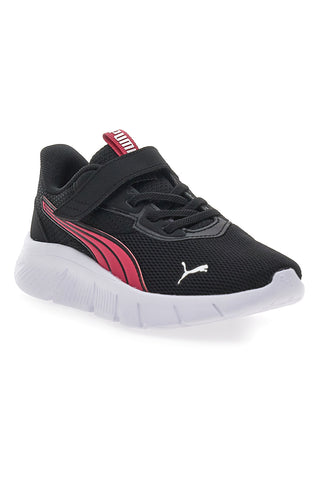 Schwarze Turnschuhe und weiße Sohle Puma FlexFocus Modern AC+ PS