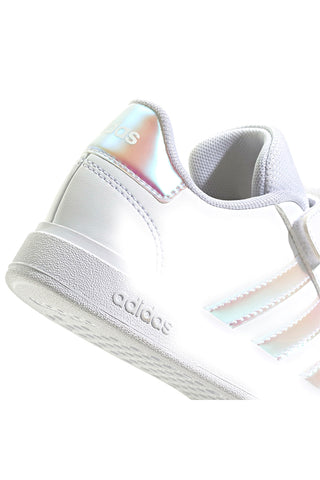 Adidas Grand Court 2.0 EL C – Weiße Sneakers mit schillernden Streifen und Klettverschluss