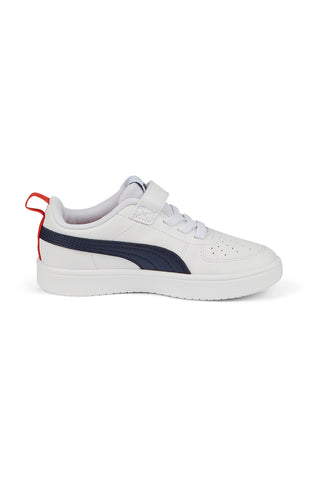 Wesentliche Design weiß Turnschuhe Puma Rickie AC Inf