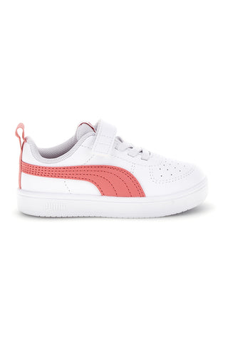 Koralle weiße Schuhe mit Klettverschluss und elastischen Schnürsenkeln Puma Rickie AC+ Inf