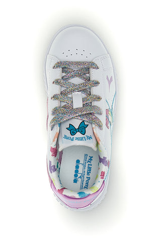 Weiße Schuhe mit Schnürsenkeln und mehrfarbigem Druck Diadora Game Step Starshine PS
