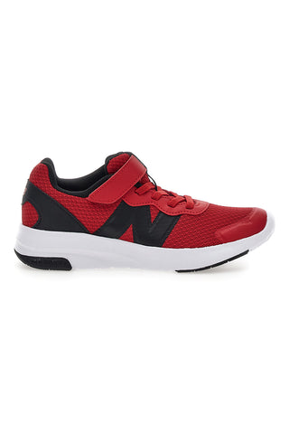 Sportliche rote Turnschuhe New balance P5782ZQ
