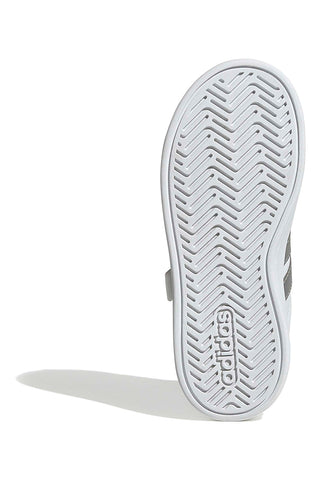 Weiße Sneakers mit metallischen Details und Klettverschluss Adidas GRAND COURT 3.0 EL C