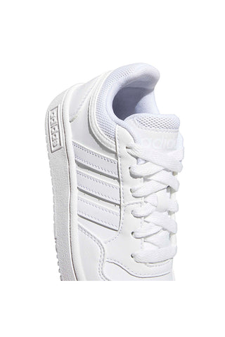 Klassische weiße Adidas Hoops 3.0 K Sneaker