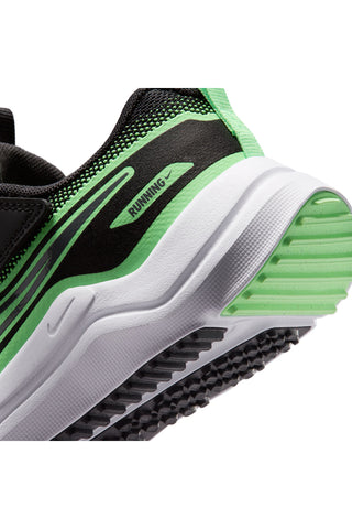Sneakers nere e verdi Nike Cosmic Runner