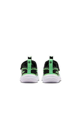 Sneakers nere Nike Cosmic Runner
