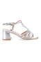 Silberne Sandalen mit Absatz und gewebten Riemen MON DIEU 643