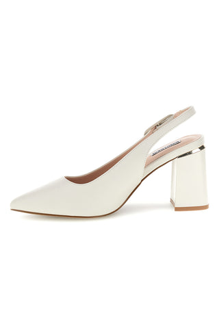 Beige Dekolleté mit Slingback-Riemen breiter Absatz Burani 51882c1235
